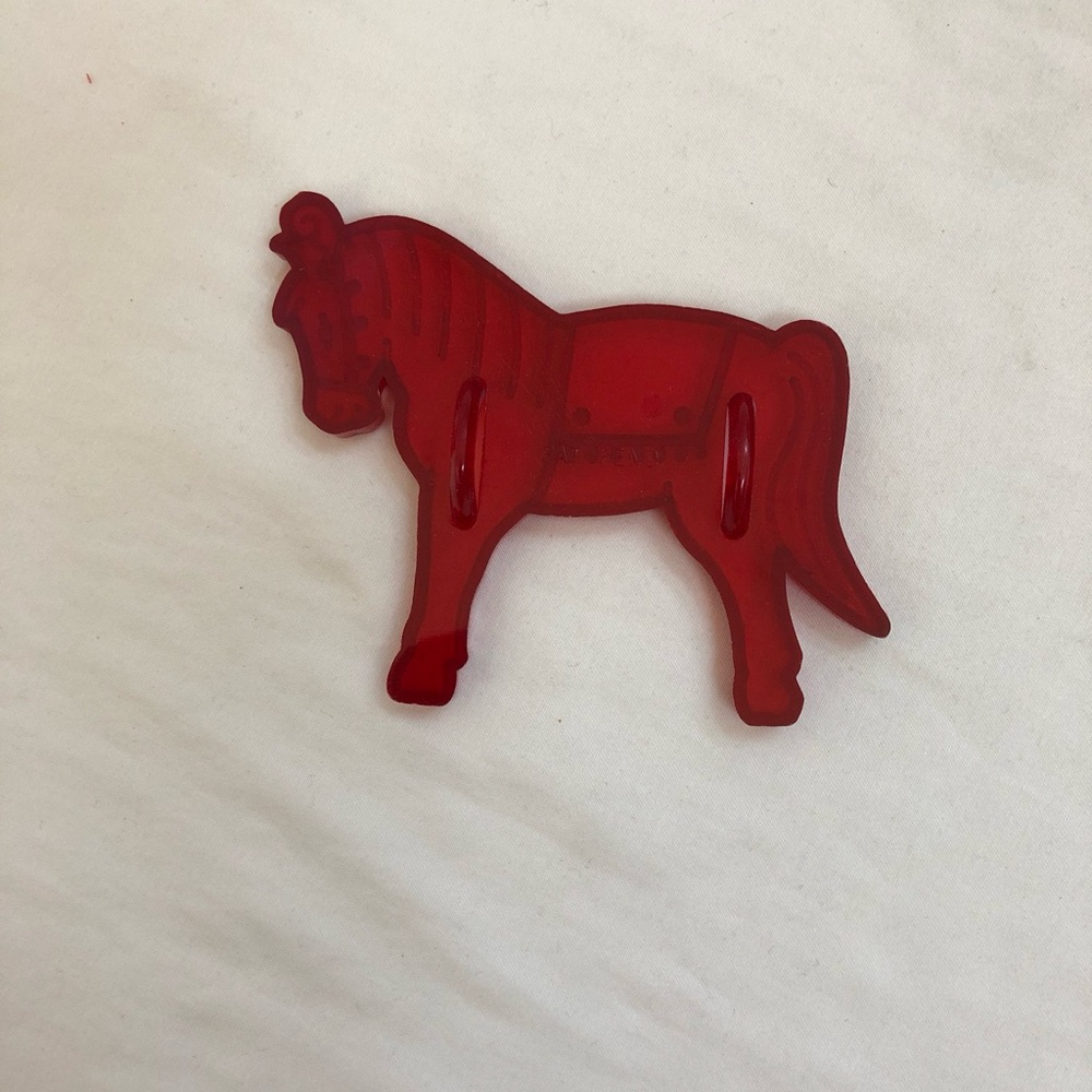 9 Cookie Cutters Red Plastic Translucent Vintage Animals Circus Pony Lamb Bear - Picture 12 of 12